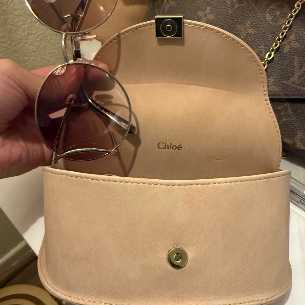 Chloé Sunglasses with Case - Tan suede